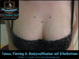 3 Implantate Dekolette Brust Busen weiblich Dermal Anchor Microdermal Glitzer Piercing Bodymod by Bodyship Halle - Sachsen Anhalt - www