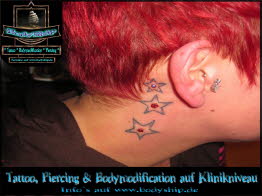 Im Tattoo am Hals in Sternen Stern weiblich Dermal Anchor Microdermal Glitzer Piercing Bodymod by Bodyship Halle - Sachsen Anhalt - www